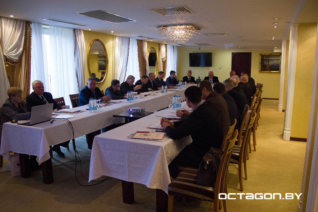 В СТОЛИЦЕ СОСТОЯЛОСЬ ЗАСЕДАНИЕ ПРЕЗИДИУМА БЕЛОРУССКОЙ ФЕДЕРАЦИИ БОКСА